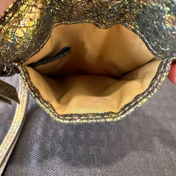 LODIS Metallic Crackle Leather ID/Card Holder Wristlet - Picture 3 of 6